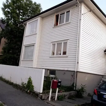 Apartment Modern And 3 Beds Free Parking *